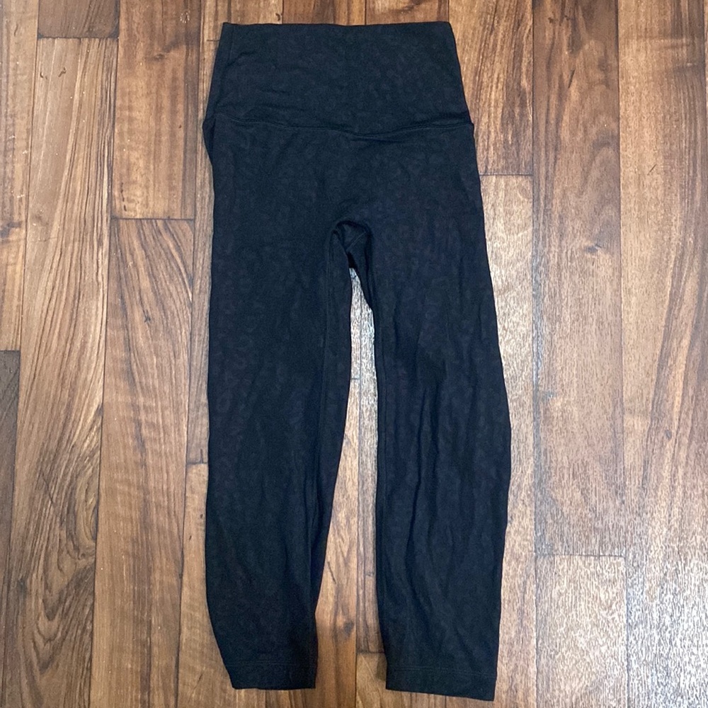 Leopard print leggings